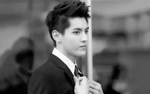 吴亦凡律师爆料现状视频